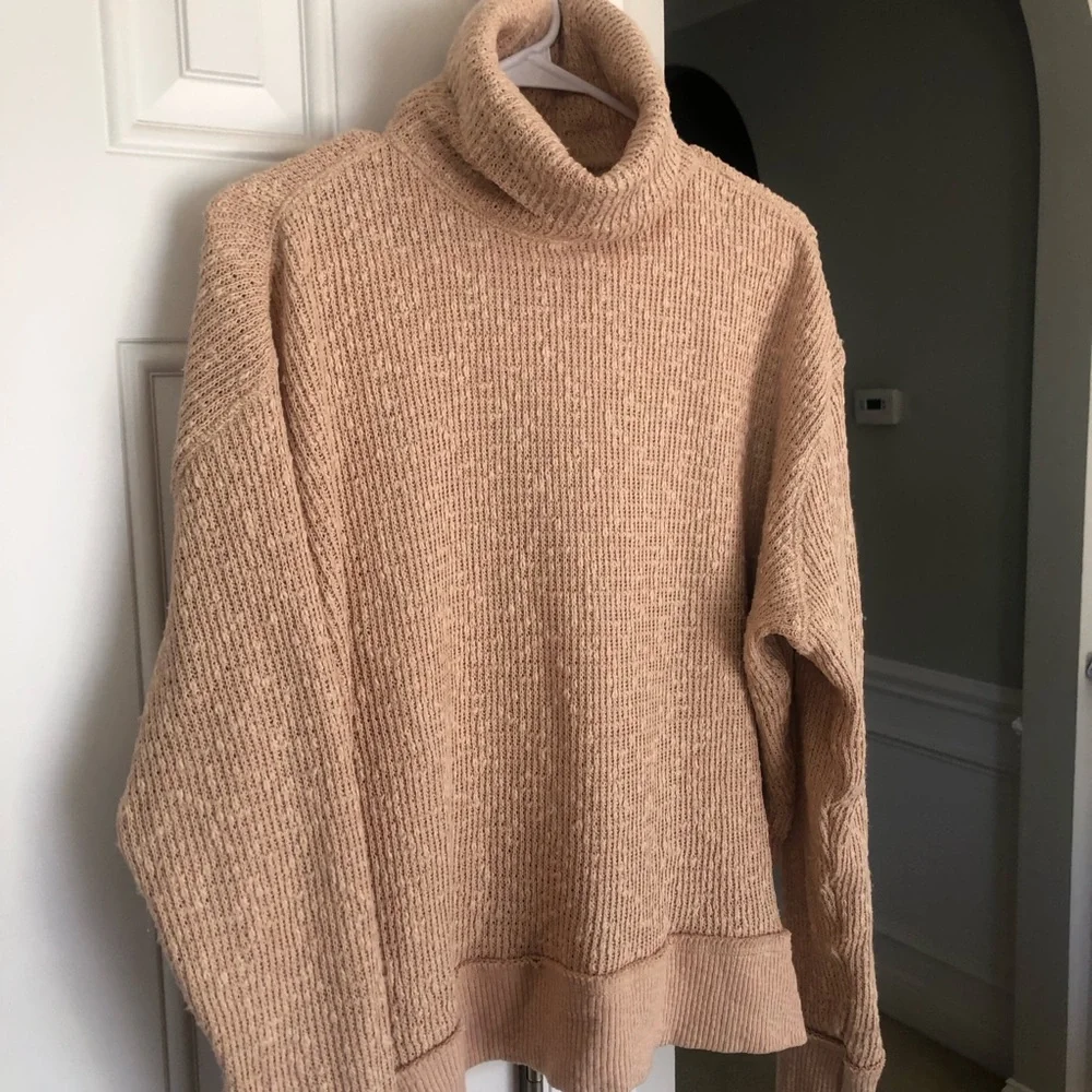 New: Free People We The Free Tommy Turtleneck. Knit. Size Small